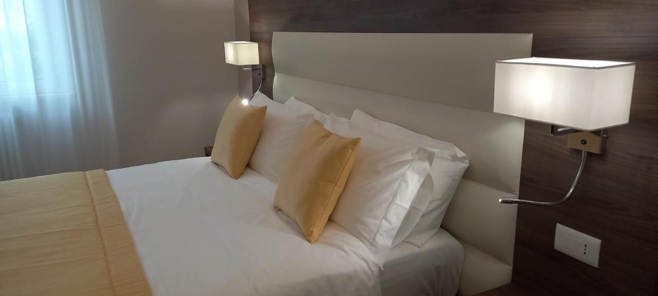Orchid Luxury Suite 佩斯卡拉 外观 照片