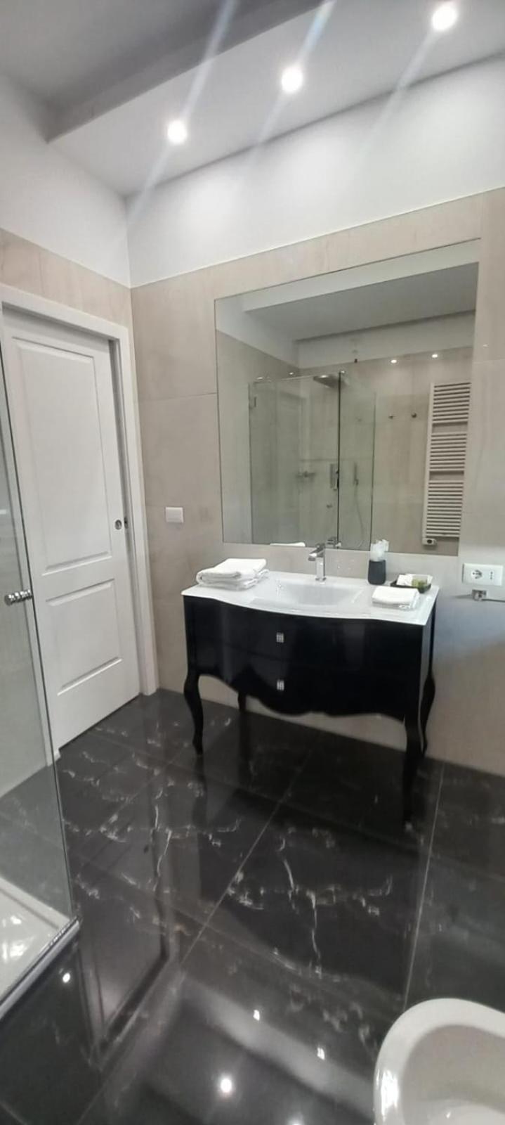 Orchid Luxury Suite 佩斯卡拉 外观 照片